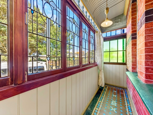 16 Stanley Street, Stanmore